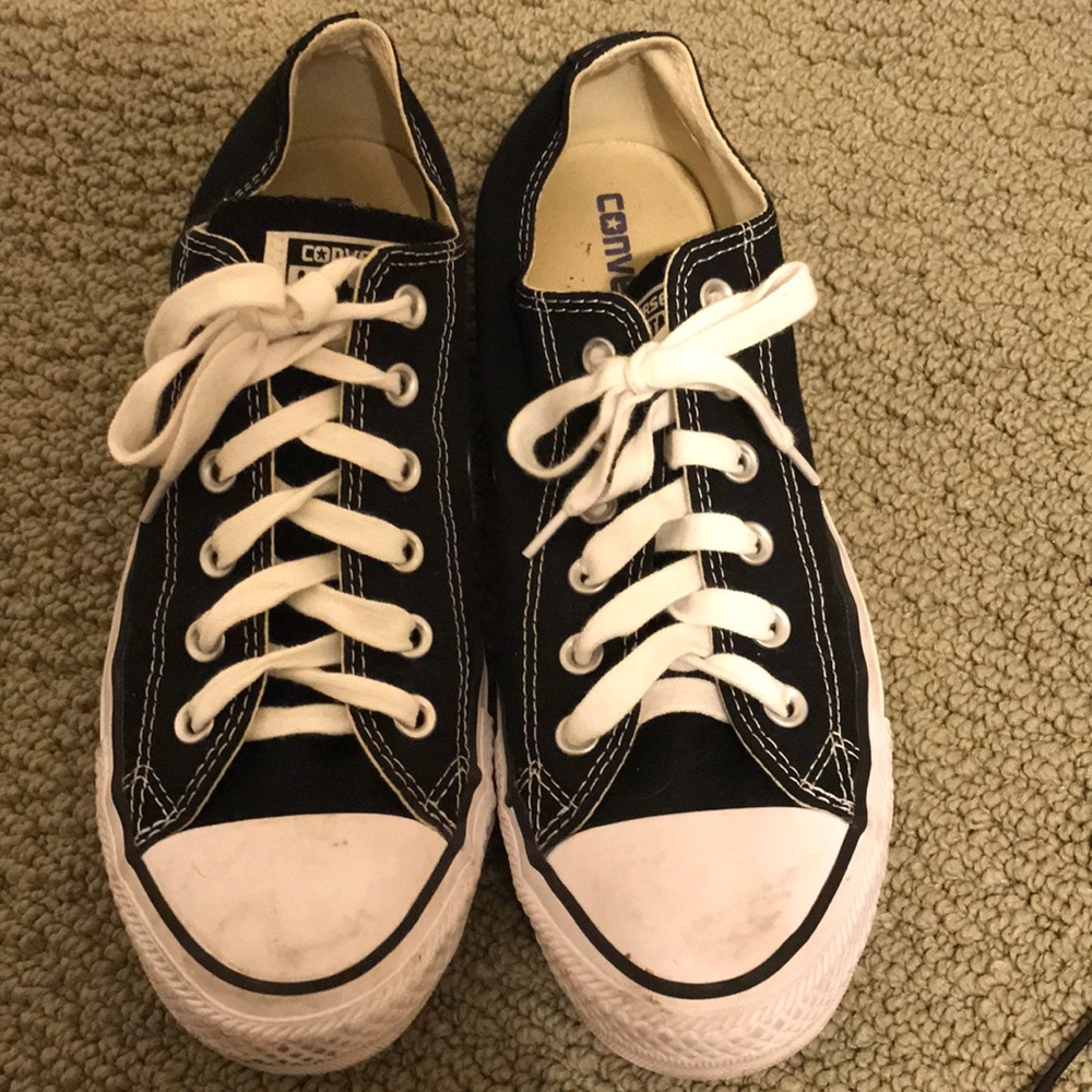 Black and white converse